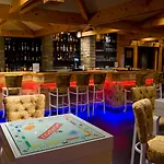 Madame Et Ibiza Hotel Les Deux Alpes