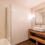 Hotel Madame Et Ibiza 3*