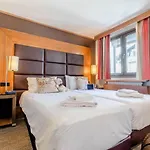 Madame Et Ibiza Hotel Les Deux Alpes