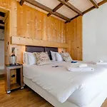 Hotel Madame Et Ibiza Les Deux Alpes