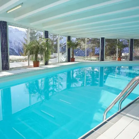 Madame Ibiza Hotel 3*