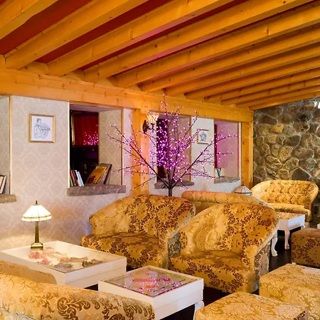 Madame Et Ibiza Hotel 3*