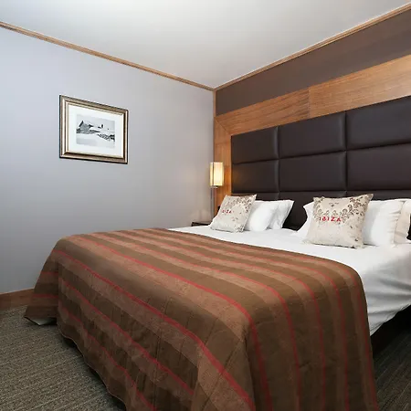Madame Et Ibiza Hotell Les Deux Alpes