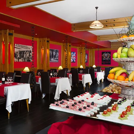 Madame Et Ibiza Hotell Les Deux Alpes