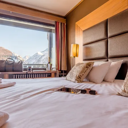 Madame Et Ibiza Hotell Les Deux Alpes