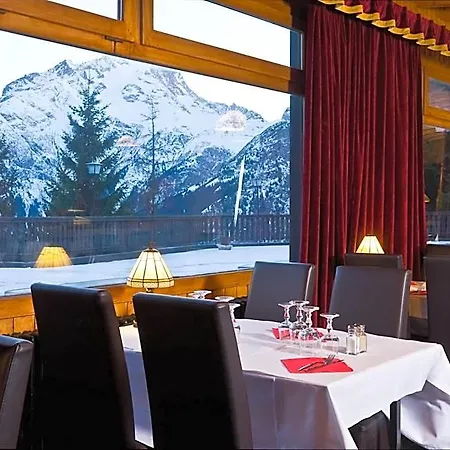 Madame Et Ibiza Hotel Les Deux Alpes