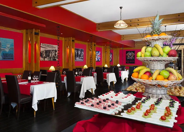 Madame Et Ibiza Hotel Les Deux Alpes