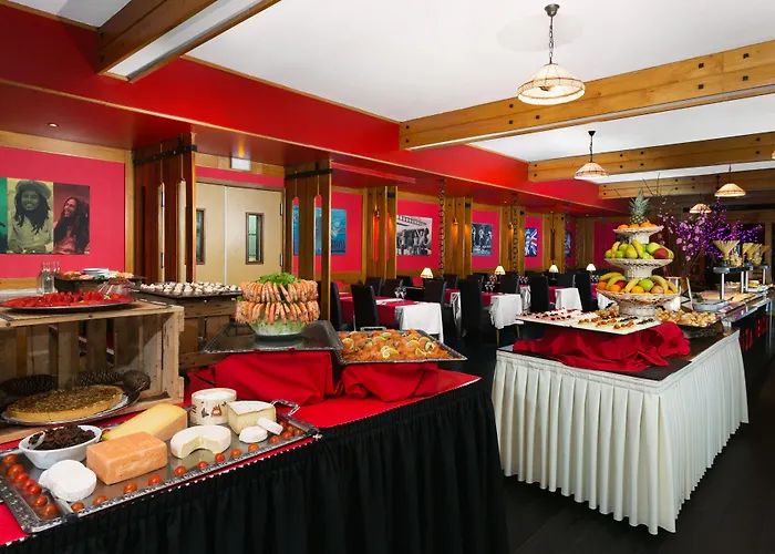 Madame Et Ibiza Hotel