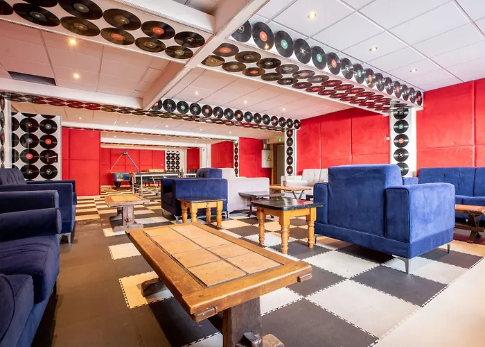 Hotel Madame Et Ibiza Les Deux Alpes