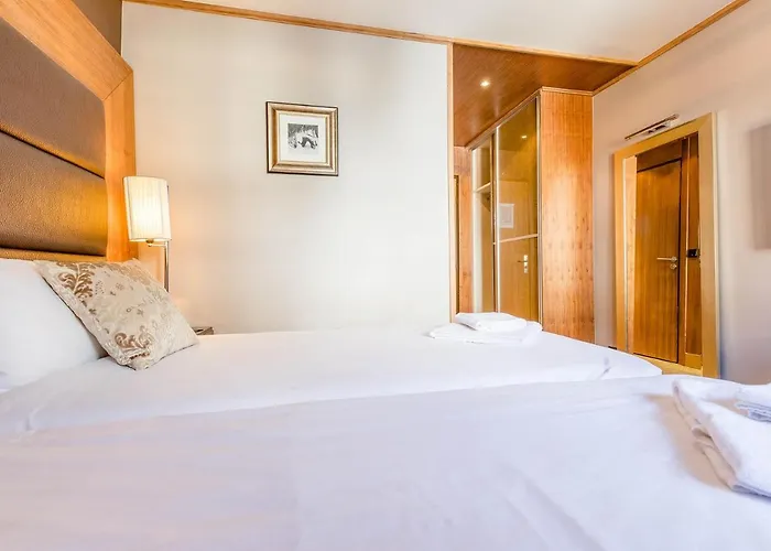 Madame Et Ibiza Les Deux Alpes