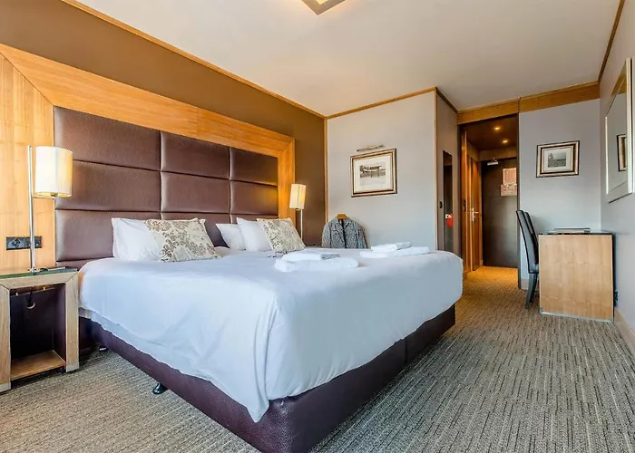 Hotel Madame Et Ibiza