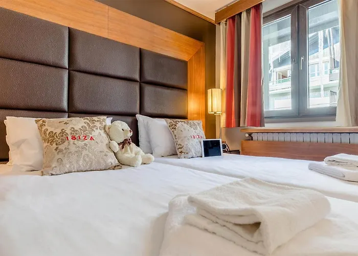 Madame Et Ibiza Hotel 3*