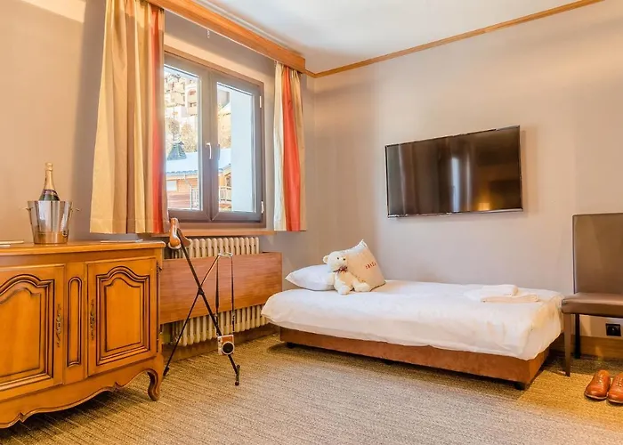 Hotel Madame Et Ibiza Les Deux Alpes