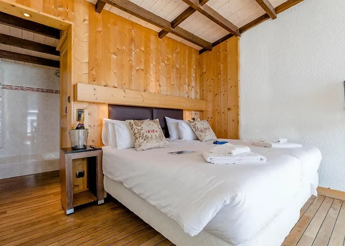 Hotel Madame Et Ibiza Les Deux Alpes